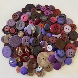 Vintage 120+ Piece Purple Tone Button Lot